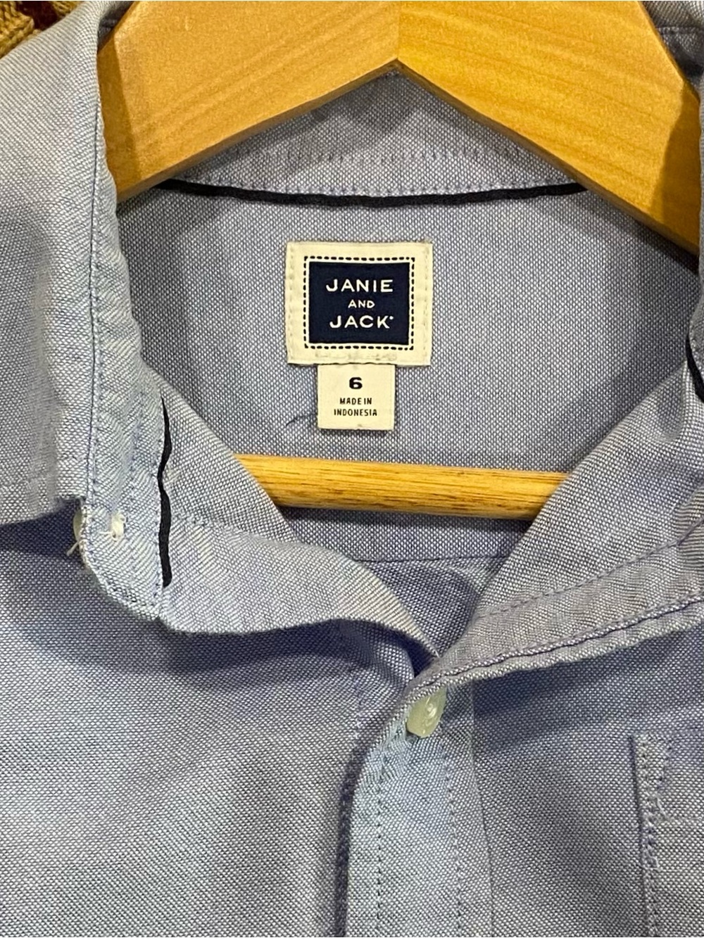 Janie and Jack Boys Blue Oxford Shirt with Tan Bear Sweater Vest Size 6 - Picture 11 of 15
